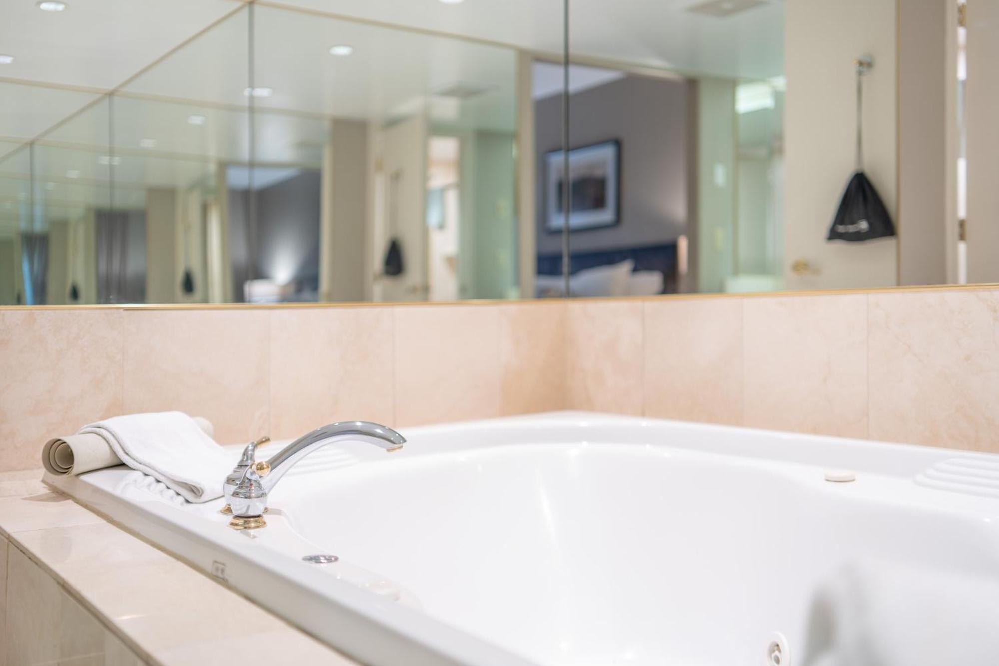 Shanty Bay Horseshoe Valley Suites - The Aurora מראה חיצוני תמונה