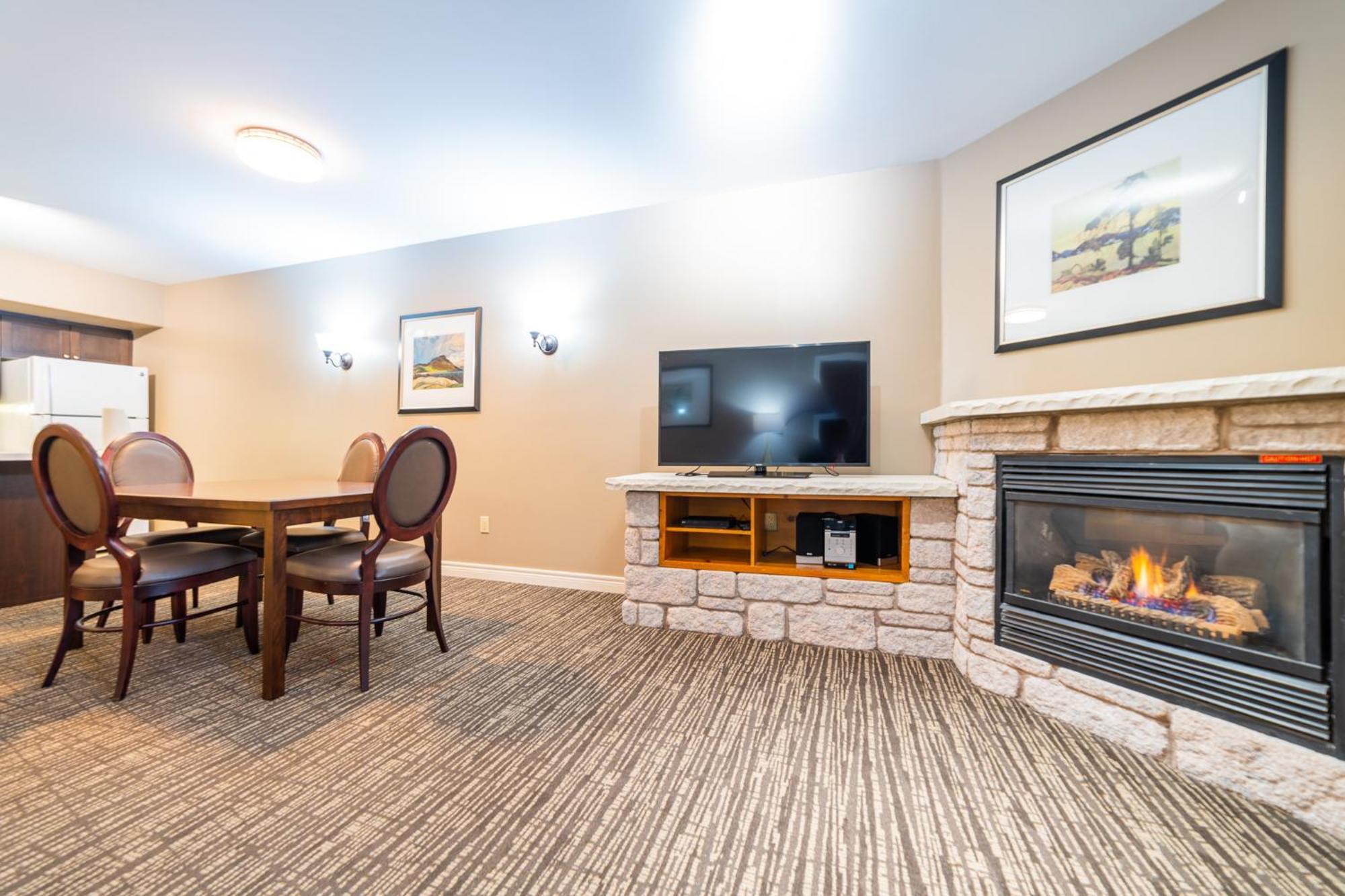 Shanty Bay Horseshoe Valley Suites - The Aurora מראה חיצוני תמונה